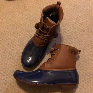 Navy & Tan duck boots